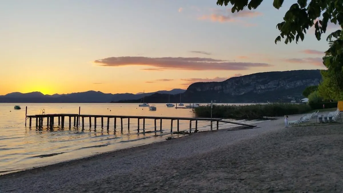 Ferienwohnung Mit Seeblick & Privatem Strand Bardolino