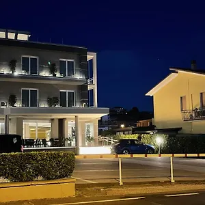 Paradiso Hotel